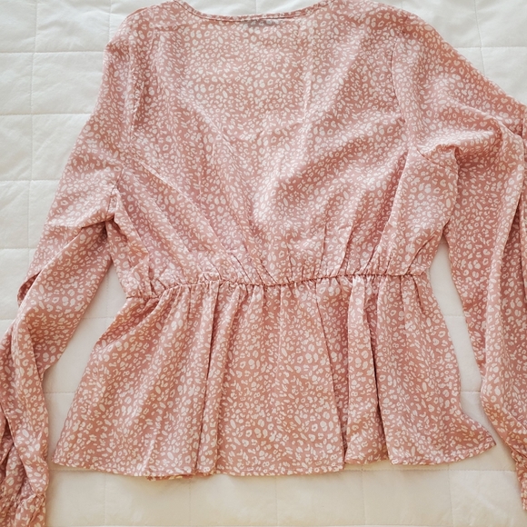 New Pink Top - Picture 2 of 3